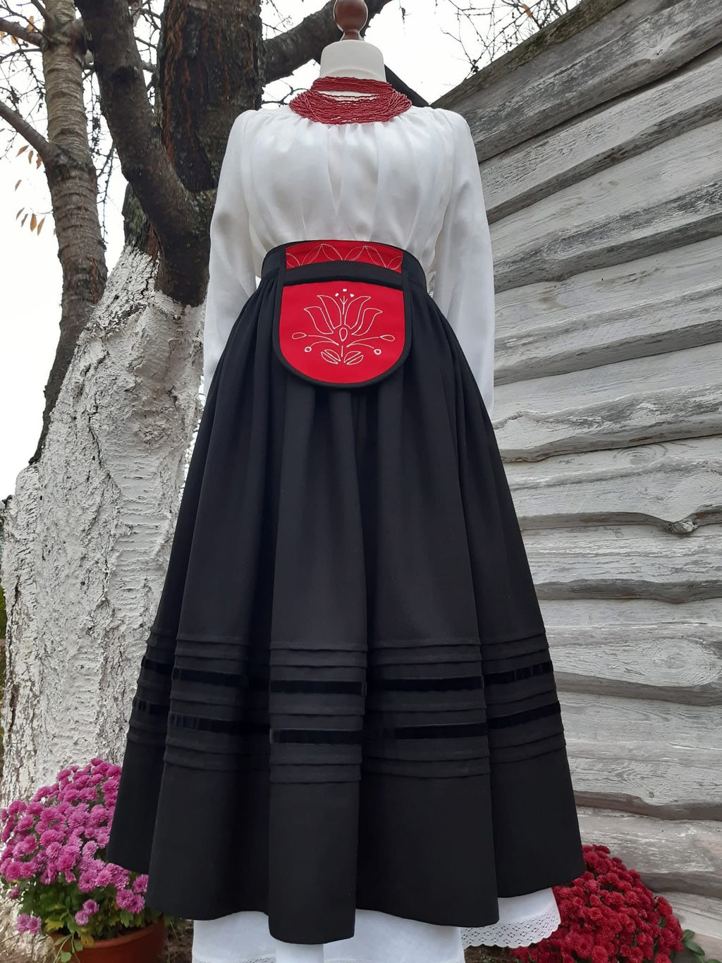 Traditional Skirt- Black