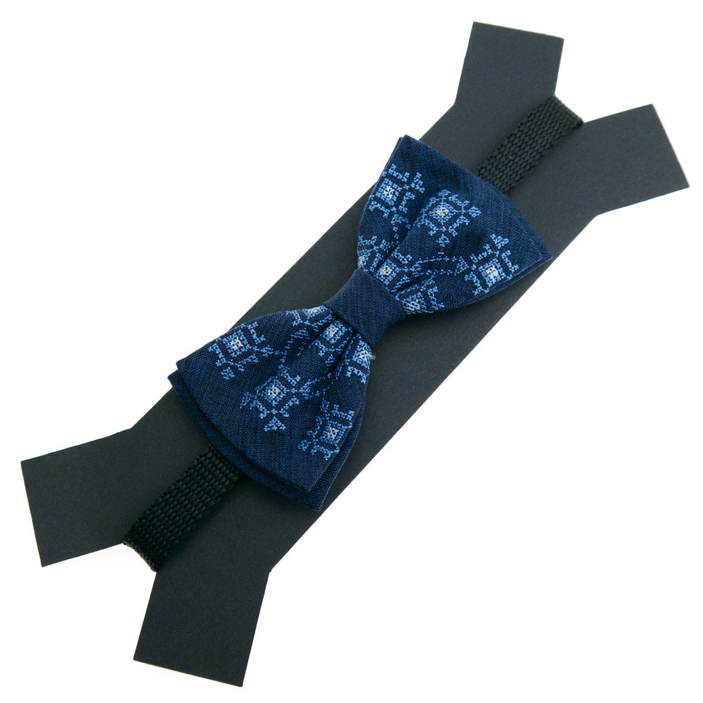 Dog Collar with Bowtie