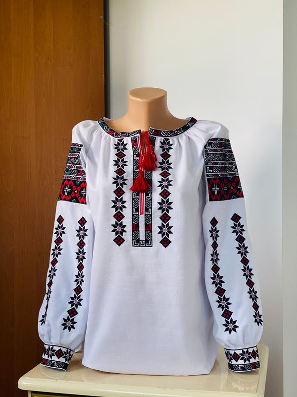 Women's Vyshyvanka "Antonina"