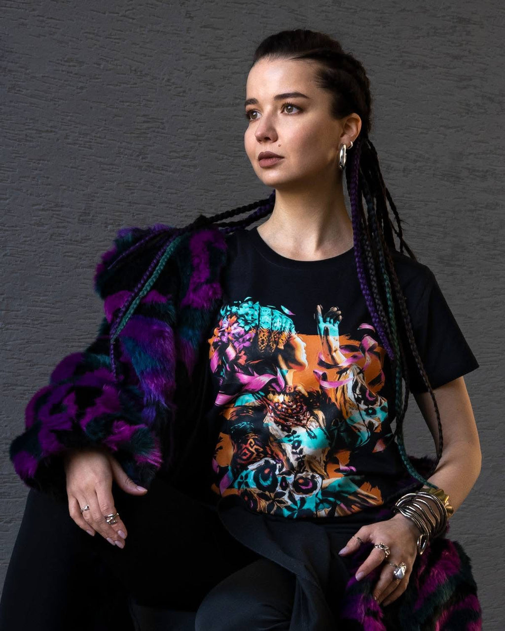 Women's Black Motanka T-shirt